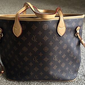 Elegant Brown Tote Bag